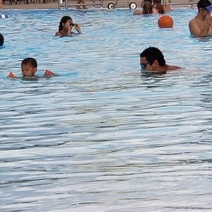 Meet your Posher, Christian